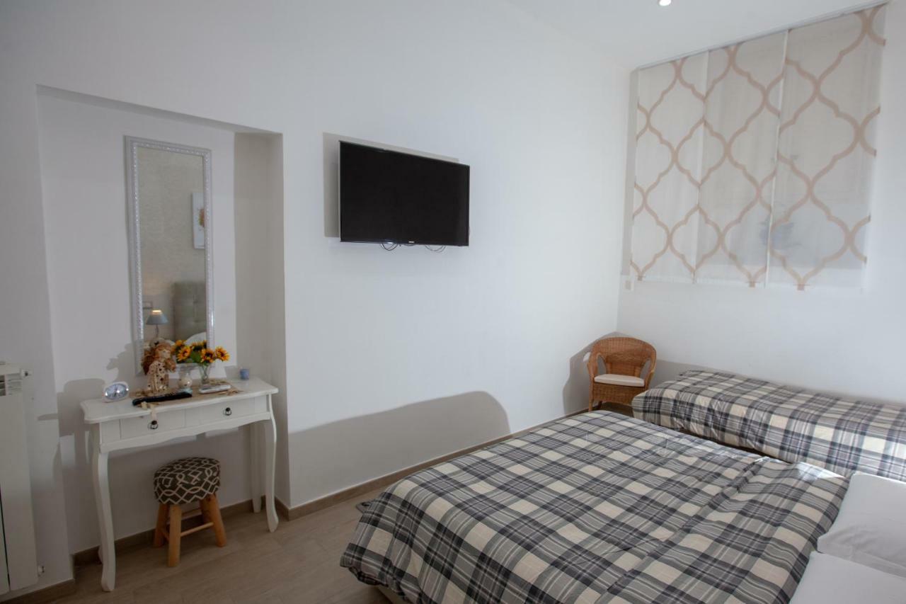 Garibaldi House Apartment Νάπολη Εξωτερικό φωτογραφία