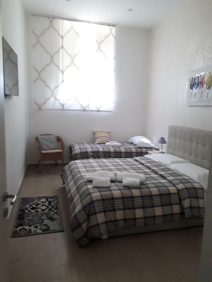 Garibaldi House Apartment Νάπολη Εξωτερικό φωτογραφία