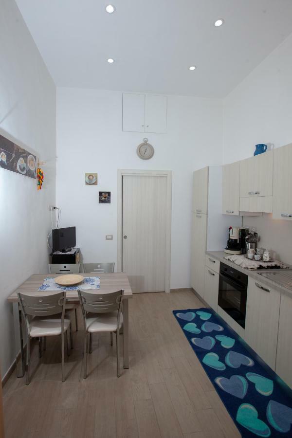 Garibaldi House Apartment Νάπολη Εξωτερικό φωτογραφία